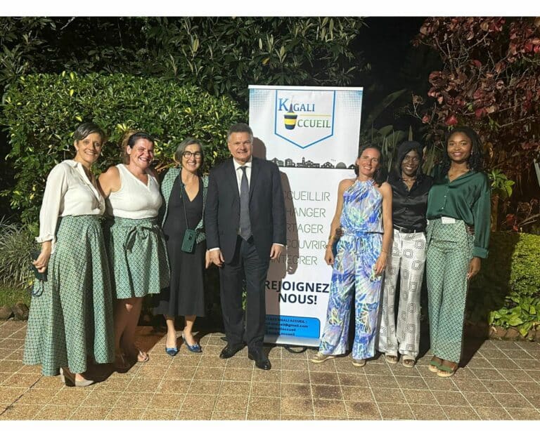 Kigali Accueil: Réception en l’honneur de l’Accueil à la Résidence de France!